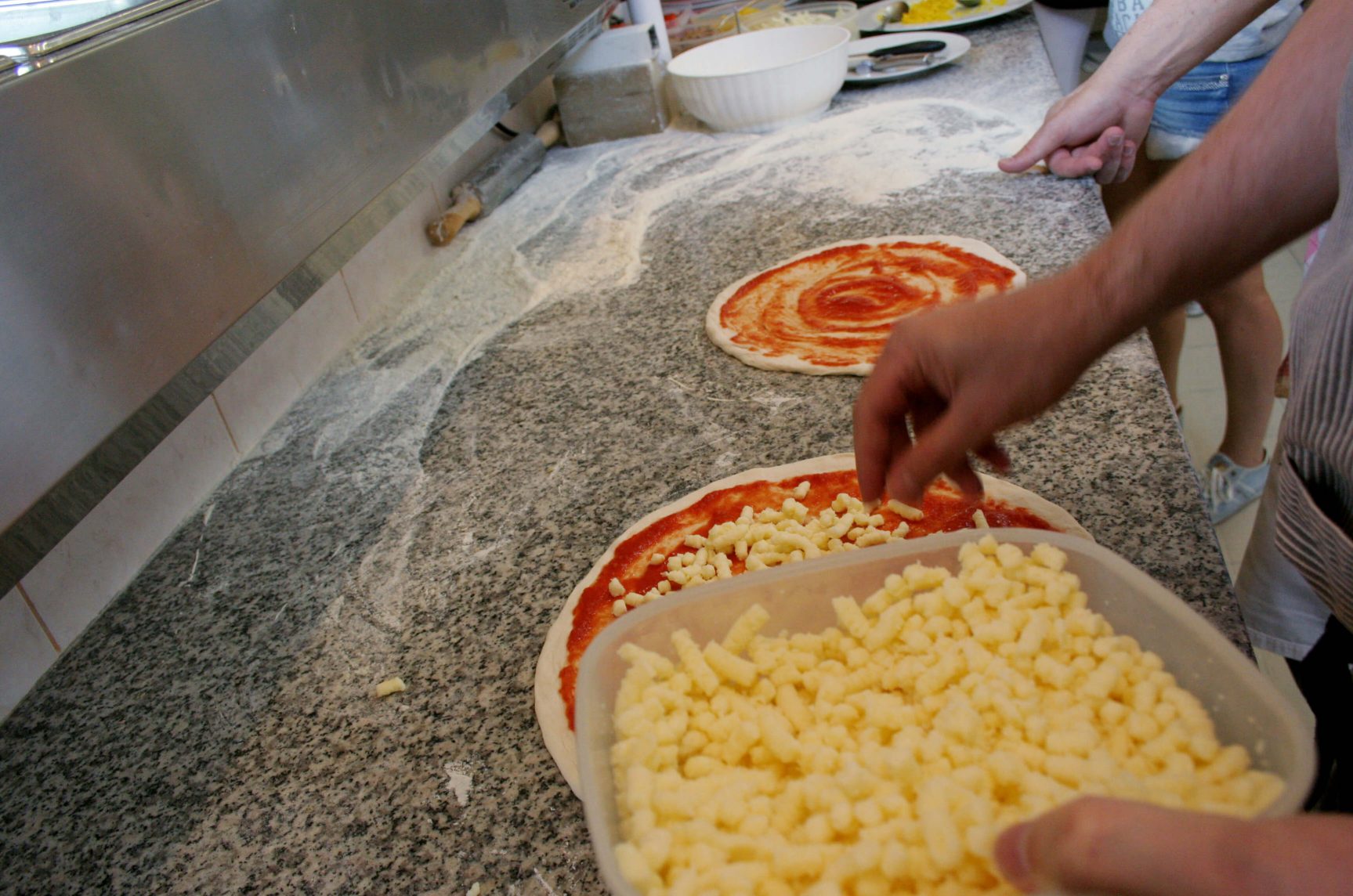Recept / Margherita od Taliana / Pracovný postup / Pripravte pizzu