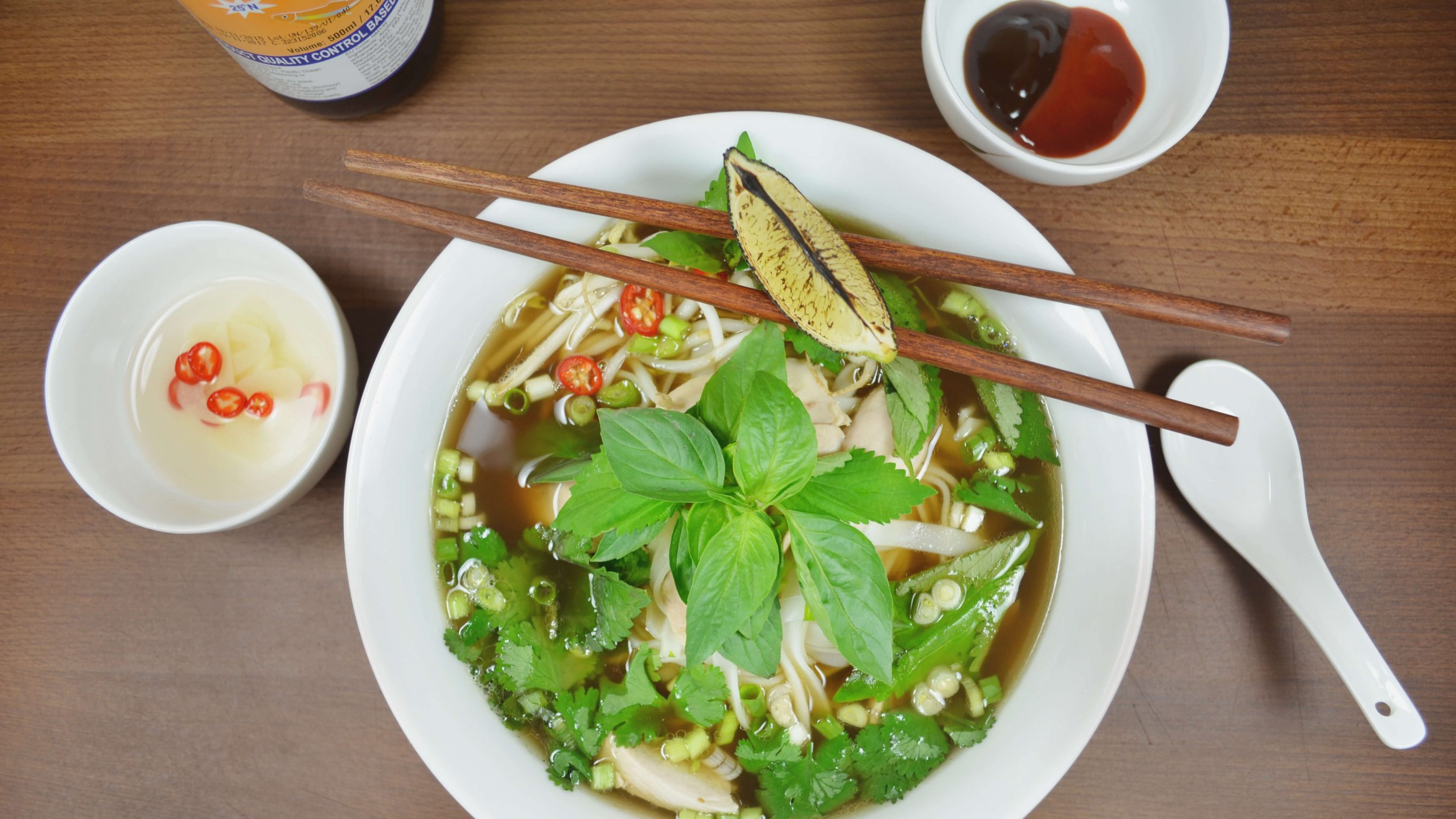 Recept / Vietnamská polievka Phở Gà